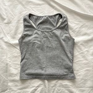 gray racerback tank top